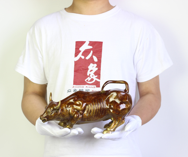 瀘水眾象雕塑銅熱著色藝術(shù)品之華爾街牛