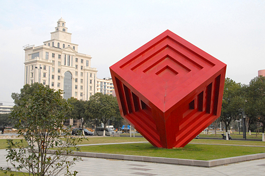 無錫玻璃鋼雕塑的安全標(biāo)準(zhǔn)有哪些具體要求？