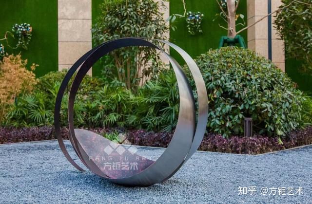 大同浮雕制作中，材料的選擇對最終效果有何影響？